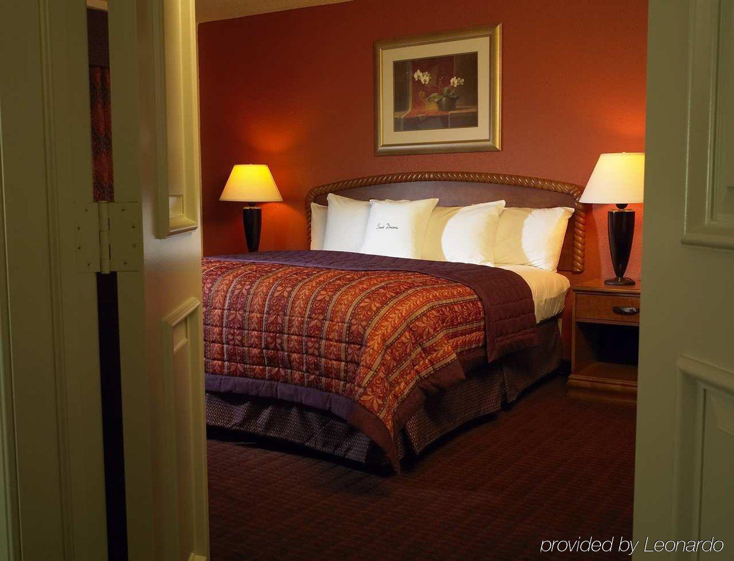 Doubletree By Hilton Milwaukee Downtown Ξενοδοχείο Εξωτερικό φωτογραφία